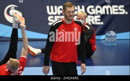 Bratislava, Slowakei. 19th Januar 2022. Handball: Europameisterschaft. Torhüter Johannes Bitter nimmt am Training in der Spielhalle, der Ondrej Nepela Aréna, Teil. Quelle: Marijan Murat/dpa/Alamy Live News Stockfoto