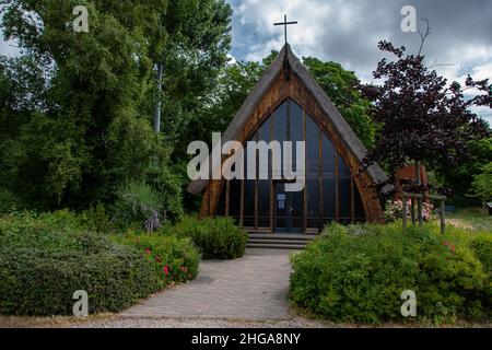 Vorderansicht der Schifferkirche in Ahrenshoop auf der Halbinsel Fischland-Darß-Zingst Stockfoto