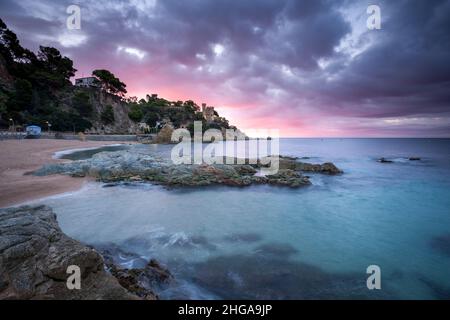 Lloret del mar Meerblick mit dem Schloss Spanien Stockfoto