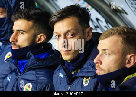 ISTANBUL, TÜRKEI - 19. JANUAR: Mesut Ozil von Fenerbahce SK während des Super Lig Spiels zwischen Fenerbahce und Altay im Sukruu Saracoglu Stadion am 19. Januar 2022 in Istanbul, Türkei (Foto von /Orange Picts) Stockfoto