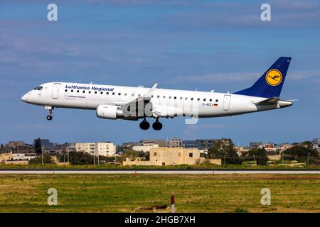 Lufthansa Regional (Lufthansa CityLine) Embraer 190LR (ERJ-190-100LR) (REG: D-AECI) aus München. Stockfoto