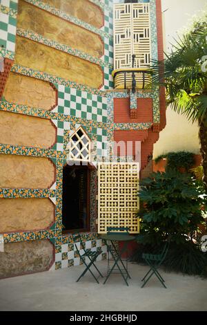 Spanien, Barcelona, 14/07/2021. Das Casa Vicens Haus in Barcelona, entworfen von Antoni Gaudí, heute ein Museum. Stockfoto