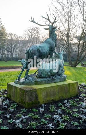 Paris, Frankreich - 01 15 2022: Der Jardin Du Luxembourg. Blick auf die Statue der Hirschherde im Park Stockfoto