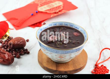 Traditionelles Chinesisches Essen, Laba Porridge Eight Treasure Rce Congee, Frühstücksflocken Stockfoto