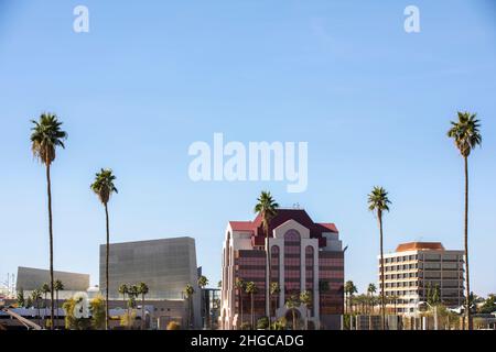 Tagesansicht der Skyline von Downtown Mesa, Arizona, USA. Stockfoto