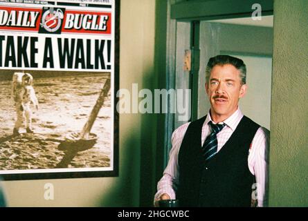 J. K SIMMONS in SPIDER-MAN (2002), Regie SAM RAIMI. Kredit: COLUMBIA BILDER/MARVEL UNTERHALTUNG / Album Stockfoto