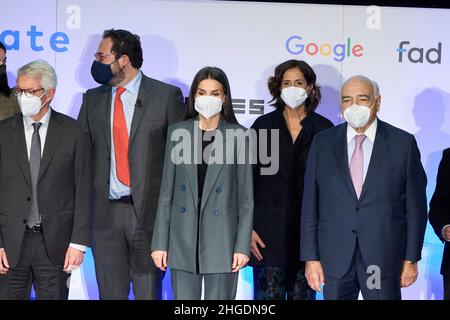Madrid, Madrid, Spanien. 20th Januar 2022. Die spanische Königin Letizia nimmt an einem Treffen mit der Stiftung für Hilfe gegen Drogensucht und der Schließung des Projekts '(in)foprmate' auf dem Campus Google am 20. Januar 2022 in Madrid, Spanien Teil (Bildquelle: © Jack Abuin/ZUMA Press Wire) Bildquelle: ZUMA Press, Inc./Alamy Live News Stockfoto