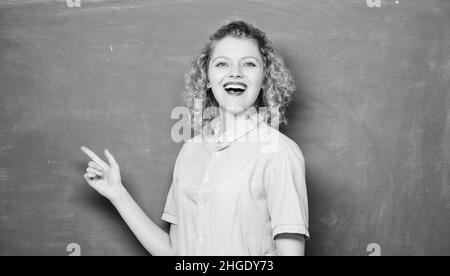 Lehrer bester Freund der Lernenden. Guter Lehrer ist Meister der Vereinfachung. Leidenschaft für Wissen. Das Lehren könnte mehr Spaß machen. Frau Lehrerin in Stockfoto