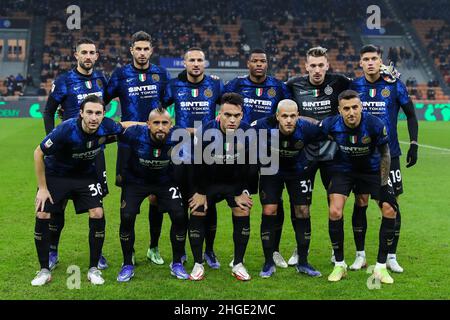 Team des FC Internazionale beim Fußballspiel Coppa Italia 2021/22 zwischen dem FC Internazionale und dem FC Empoli am 19. Januar 2022 im Giuseppe-Meazza-Stadion in Mailand, Italien Stockfoto