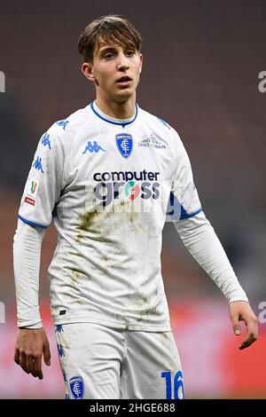 Mailand, Italien. 19. Januar 2022. Jacopo Fazzini vom FC Empoli schaut beim Fußballspiel Coppa Italia zwischen dem FC Internazionale und dem FC Empoli auf. Kredit: Nicolò Campo/Alamy Live Nachrichten Stockfoto