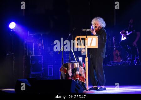 Der italienische Sänger und Violonist Angelo Branduardi beim Konzert „il cammino dell’anima Tour“ im Teatro Colosseo am 19. Januar 2021 in Turin, Italien. Stockfoto