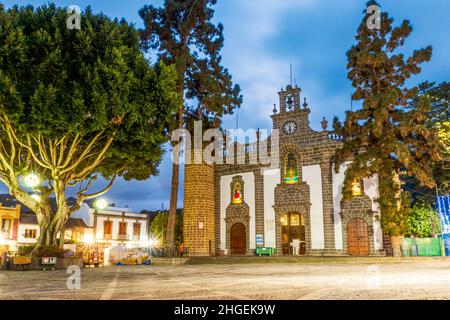 Historisches Stadtzentrum mit einer Kirche in Teror, Gran Canaria, Kanarische Inseln, Spanien Stockfoto