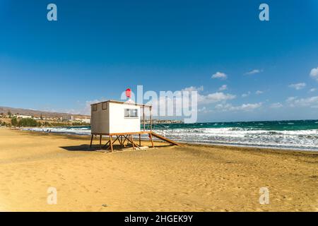 Englischer Sandstrand bekannt als Playa das Ingles in Maspalomas auf Gran Canaria, Kanarische Inseln, Spanien Stockfoto