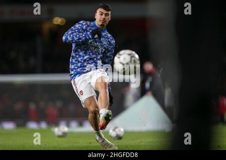 LONDON, GROSSBRITANNIEN. JAN 20th Gabriel Martinelli von Arsenal erwärmt sich während des Carabao Cup-Spiels zwischen Arsenal und Liverpool am Donnerstag, dem 20th. Januar 2022, im Emirates Stadium in London. (Kredit: Tom West | MI News) Kredit: MI Nachrichten & Sport /Alamy Live News Stockfoto