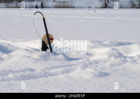 Schlot. Fischfalle. Tackle für den Winterangeln Stockfoto