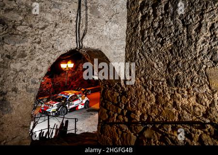 Monaco, Frankreich. 20th Januar 2022. 69 Kalle ROVANPERA (FIN), Jonne HALTTUNEN (FIN), TOYOTA GAZOO RACING WRT TOYOTA GR Yaris Rally1, Aktion während der WRC World Rally Car Championship 2022, Ausgabe der Rallye Monte Carlo 20 vom 23. Bis 2022. Januar François in Monaco - Foto 90th Flamand/DPPI Credit: DPPI Media/Alamy Live News Stockfoto