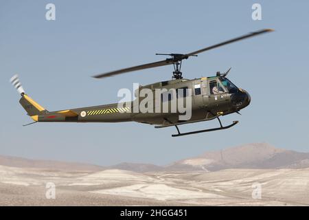 ESKISEHIR, TÜRKEI - 12. SEPTEMBER 2021: M.S.O Air and Space Museum Bell UH-1H Iroquois 205 Ausstellung in Sivrihisar SHG Airshow Stockfoto