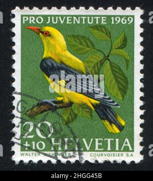 SCHWEIZ - UM 1968: Briefmarke gedruckt von der Schweiz, zeigt Vogel, um 1968. Stockfoto