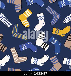 Nahtloses Muster mit modernen bunten Socken. Trendige Accessoires im Doodle-Stil. Verschiedene Baumwollfußtuch. Cartoon Socken für Web und Print, für Stock Vektor