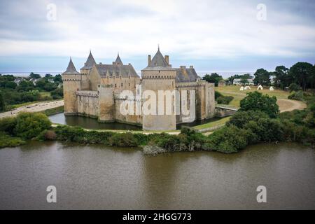 Luftaufnahme des Schlosses von Suscinio auf der Halbinsel Rhuys in der Bretagne in frankreich Stockfoto