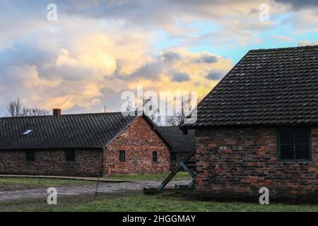 Kaserne im ehemaligen KZ-Vernichtungslager Auschwitz II-Birkenau in Oswiecim, Polen, am 3. Januar 2022. Stockfoto