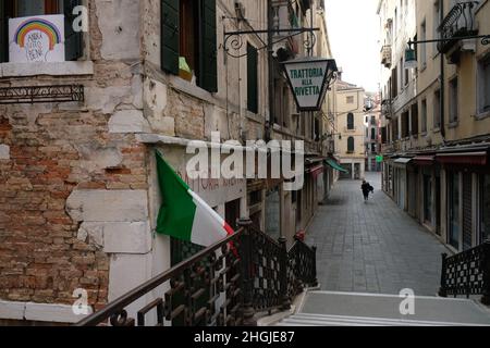 Eine allgemeine Sicht auf Venedig, nachdem die Regierung eine virtuelle Sperre des Nordens von Italien verhängt hatte. Venedig, Italien März 30 2020. (MVS) Stockfoto