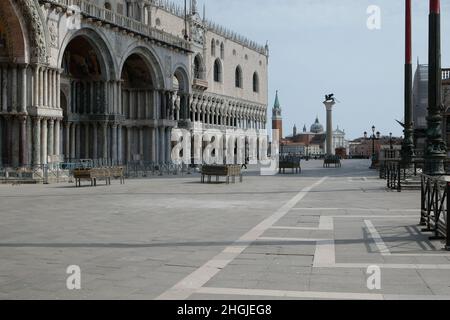 Eine allgemeine Sicht auf Venedig, nachdem die Regierung eine virtuelle Sperre des Nordens von Italien verhängt hatte. Venedig, Italien März 30 2020. (MVS) Stockfoto