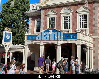 Orlando, FL USA - 25. November 2020: Die Hall of Presidents Show im Walt Disney World Magic Kingdom in Orlando, Florida. Stockfoto