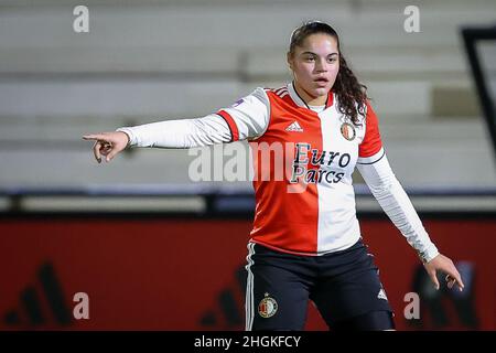 Rotterdam, Niederlande. 21st Januar 2022. ROTTERDAM, NIEDERLANDE - 21. JANUAR: Jada Conijnenberg von Feyenoord während des Womans Pure Energie Eredivisie-Matches zwischen Feyenoord und VV Alkmaar im Sportpark Varkenoord am 21. Januar 2022 in Rotterdam, Niederlande (Foto: Herman Dingler/Orange Picics) Credit: Orange Pics BV/Alamy Live News Stockfoto