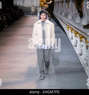 DIOR Homme Herbst/Winter 2022-23 Runway während der Paris Fashion Week Menswear Januar 2022 - Paris, Frankreich 21/01/2022 Stockfoto