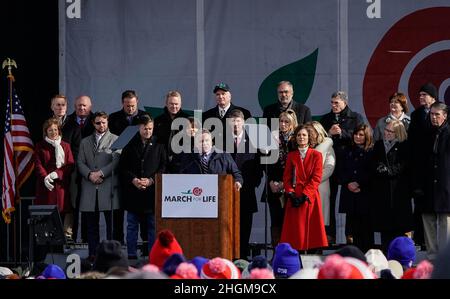 Washington DC, USA. 21st Januar 2022. Washington, DC, USA. 21st Januar 2022. Der Repräsentant Chris Smith (R-NJ) spricht während einer Kundgebung vor dem Jahresmarsch für das Leben 49th in Washington, DC, am Freitag, den 21. Januar 2022. Foto von Jemal Gräfin/UPI Kredit: UPI/Alamy Live Nachrichten Kredit: UPI/Alamy Live Nachrichten Stockfoto