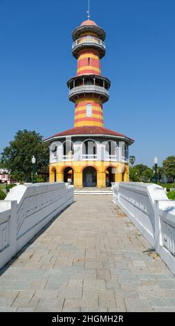 Der Bang Pa-in Palace ist eine ehemalige königliche Residenz, die von König Rama V in Ayutthaya, Thailand, erbaut wurde Stockfoto