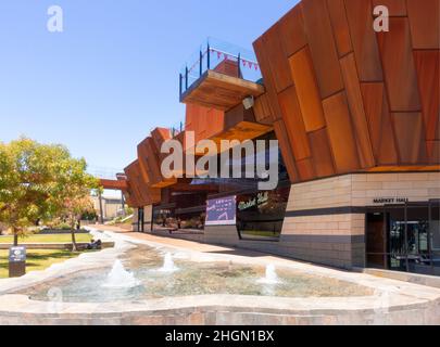 Perth, Australien - Yagan Square Entwicklung im Sommer von Lyons Architects / iredale pedersen hook architects / ASPECT Studios Stockfoto