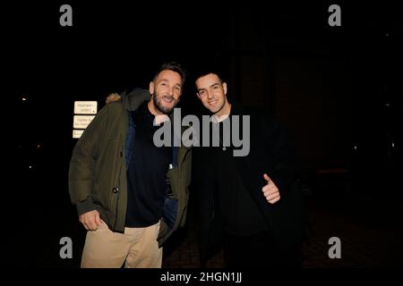 Mark Keller und Aaron Keller nach der TV-Aufzeichnung der Talkshow 'Riverboat' im Studio 3 der Media City Leipzig. Leipzig, 21.01.2022 Stockfoto