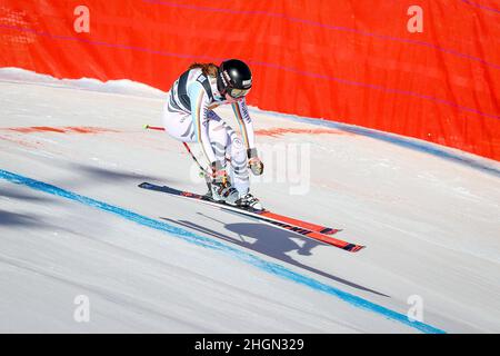 Olympia Slope, Cortina d'Ampezzo, Italien, 22. Januar 2022, WEIDLE Kira (GER) in Aktion während des FIS Ski-Weltcups 2022 - Ski-Alpin-Rennen der Damen Stockfoto