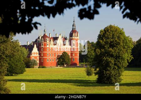 Deutschland, Sachsen - Bad Muskau - schönes Schloss Muskau und Muskau-Park UNESCO-Weltkulturerbe Stockfoto