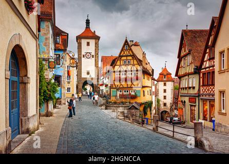 Deutschland, Ansbach - mittelalterliche Stadt Rothenburg ob der Tauber - Plönlein mit Kobolzeller Steige und Spitalgasse Stockfoto