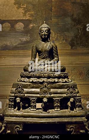 Buddha Shakyamuni - auf einem Löwenthron Thailand, Lan - na Style 16th Jahrhundert n. Chr. Thailand, Thai, Stockfoto