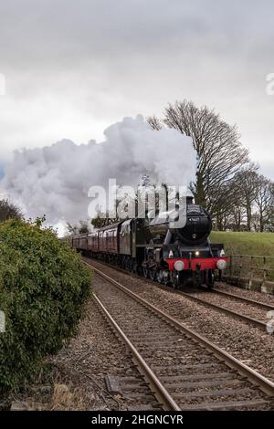 DER WINTER CUMBRIAN MOUNTAIN EXPRESS (MANCHESTER VICTORIA - CARLISLE mit Sierra Leone Stockfoto