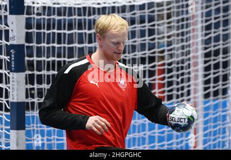 Bratislava, Slowakei. 19th Januar 2022. Handball: Europameisterschaft. Sebastian Firnhaber nimmt am Training in der Spielhalle, der Ondrej Nepela Aréna, Teil. Quelle: Marijan Murat/dpa/Alamy Live News Stockfoto