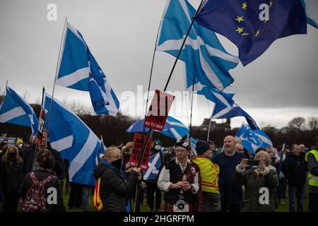 Glasgow, Großbritannien. Kundgebung für die schottische Unabhängigkeit und ‘Sack (Boris) Johnson’, organisiert von All Under One Banner, in Glasgow, Schottland, 22. Januar 2022. Quelle: Jeremy Sutton-Hibbert/ Alamy Live News. Stockfoto