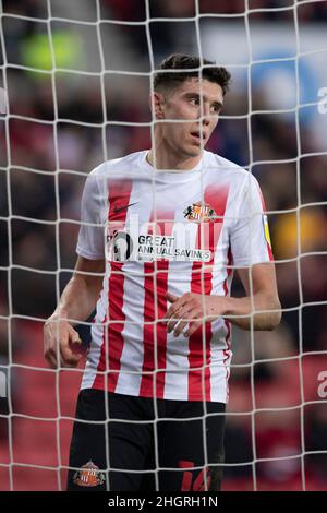 SUNDERLAND, GROSSBRITANNIEN. JAN 22nd Ross Stewart von Sunderland geht beim Spiel der Sky Bet League 1 zwischen Sunderland und Portsmouth am Samstag, dem 22nd. Januar 2022, im Stadion of Light in Sunderland nahe ans Ziel. (Kredit: Trevor Wilkinson | MI Nachrichten) Kredit: MI Nachrichten & Sport /Alamy Live Nachrichten Stockfoto