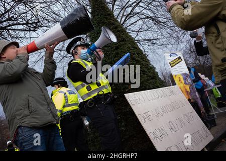 Glasgow, Großbritannien. Schottland gegen Lockdown ‘Freedom Rally’, gegen Lockdown, den Einsatz von Gesichtsmasken und Impfpass sowie Anti-Impfstoffen während der Phase des Coronavirus Covid-19 Omicron der Gesundheitspandemie, in Glasgow, Schottland, 22. Januar 2022. Quelle: Jeremy Sutton-Hibbert/ Alamy Live News. Stockfoto