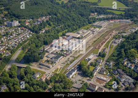 Luftaufnahme, Bahnhof Arnsberg, Gewerbegebiet zu den Werkstätten, Arnsberg, Sauerland, Nordrhein-Westfalen, Deutschland, Gleise, Gleise Stockfoto