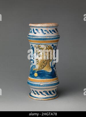 Albarello Ca. 1545 Werkstatt von Masséot Abaquesne dieser Albarello war die Kunst eines Auftrags für viertausend Apothekergläser, die für Pierre Dubose, Apotheker und Unternehmer in Rouen, angefertigt wurden. Albarello. Französisch, Rouen. Ca. 1545. Fayence (Zinnglasierte Steingut). Keramik-Keramik Stockfoto