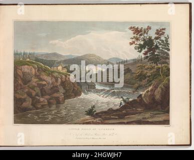 Little Falls in Luzerne (Nr. 1 of the Hudson River Portfolio) 1822–23 John Hill American, Born England dieser blick in die Ausläufer der Adirondacks konzentriert sich auf einen zehn Meter hohen Fall im Hudson nahe dem Weiler Luzerne (heute Luzerne-See) und blickt zurück auf die Gipfel, auf denen der große Wasserlauf seinen Ursprung hat. Die Aquatinta stammt aus dem Hudson River Portfolio, einem Monument der amerikanischen Grafikkunst, das in Zusammenarbeit von Künstlern, einem Schriftsteller und Verlegern entstand. Im Sommer 1820 tourte und skizzierte der in Irland geborene William Guy Wall entlang des Hudson und malte dann eine Serie von großen Wate Stockfoto