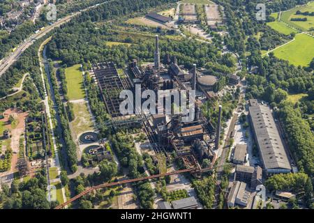 Luftaufnahme, LaPaDu - Landschaftspark Duisburg-Nord, Obermeiderich, Duisburg, Ruhrgebiet, Nordrhein-Westfalen, Deutschland, Aktivitätszentrum, DE, Europa, Stockfoto