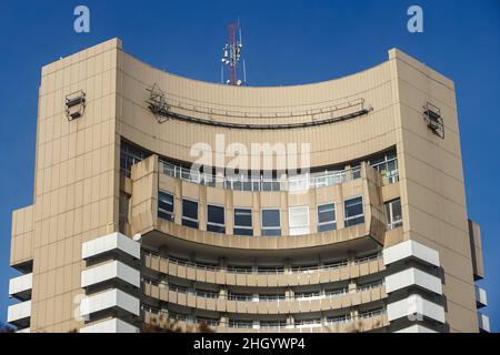 Bukarest, Rumänien - 04. Januar 2022: Die Anzeige des InterContinental Bucharest Hotel wurde entfernt, das Hotel verfügt nicht mehr über eine InterContinental-Lizenz Stockfoto