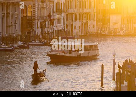 Wunderschöne Einblicke in die Lagunenstadt Venedig in Italien Stockfoto