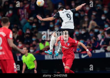 Madrid, Spanien. 22nd Januar 2022. Madrid, Spanien; 22.01.2022.- Atletico de Madrid vs Valencia siccer to La Liga Spain Match 22 im Wanda Metropolitano Stadion in Madrid. Der mexikanische Atletico de Madrid-Spieler Hector Herrera. Quelle: Juan Carlos Rojas/dpa/Alamy Live News Stockfoto